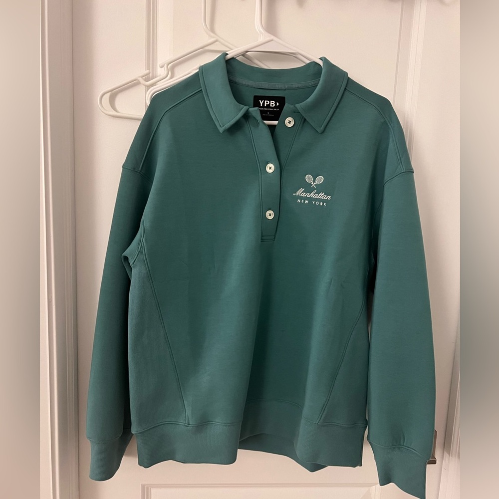 New Abercrombie and fitch sweater